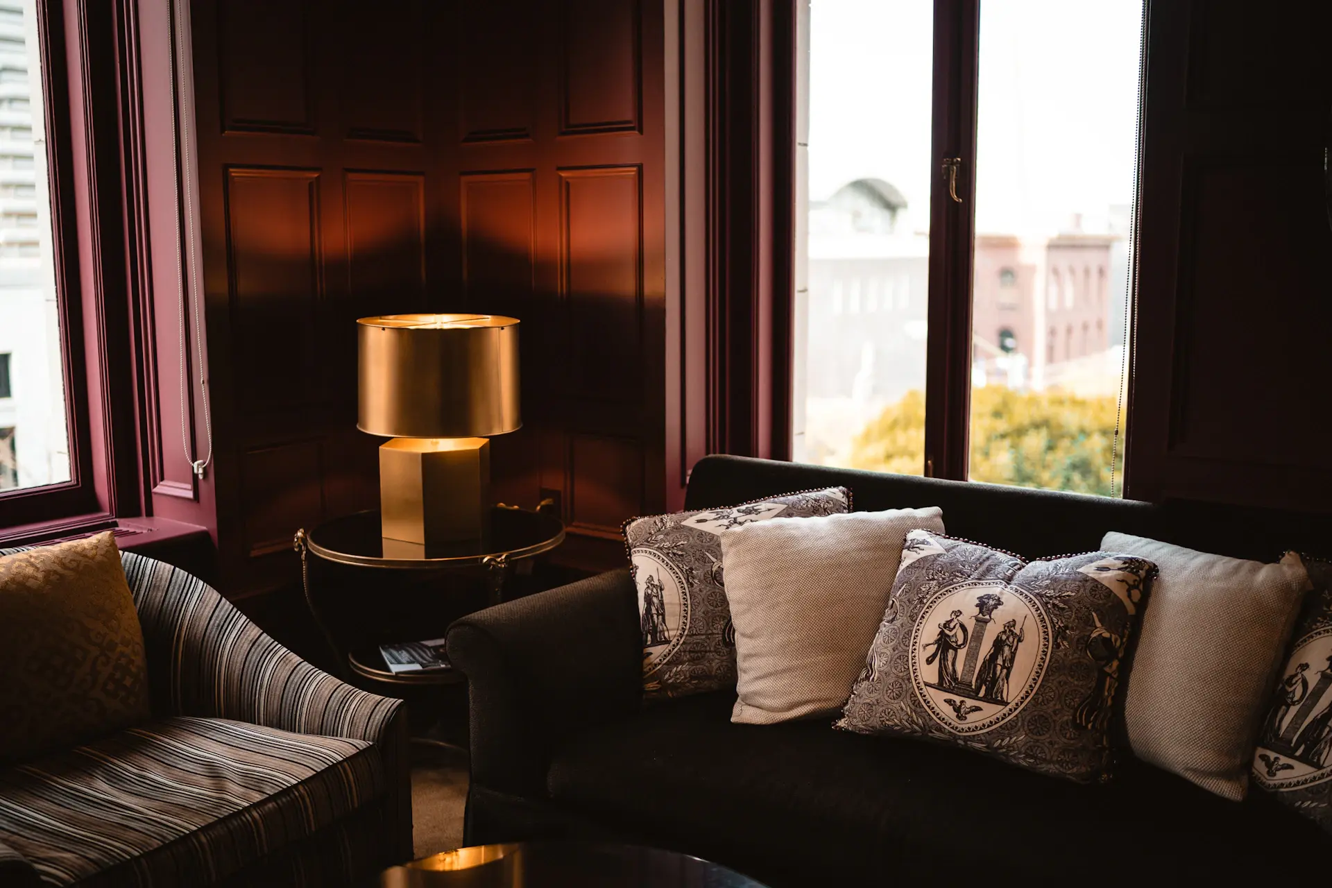 Quiet member lounge with linen seating
