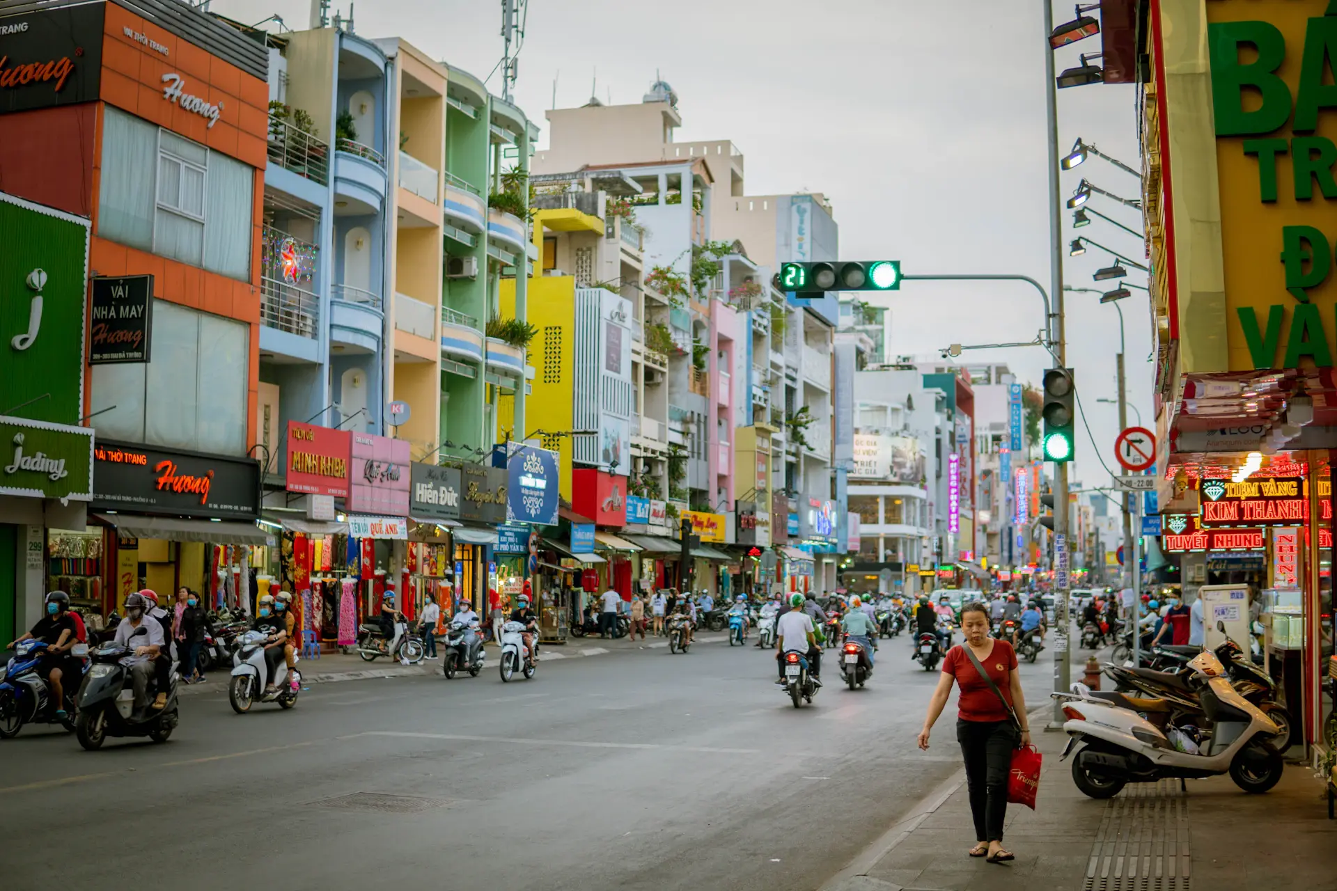 Đường phố trung tâm Thành phố Hồ Chí Minh