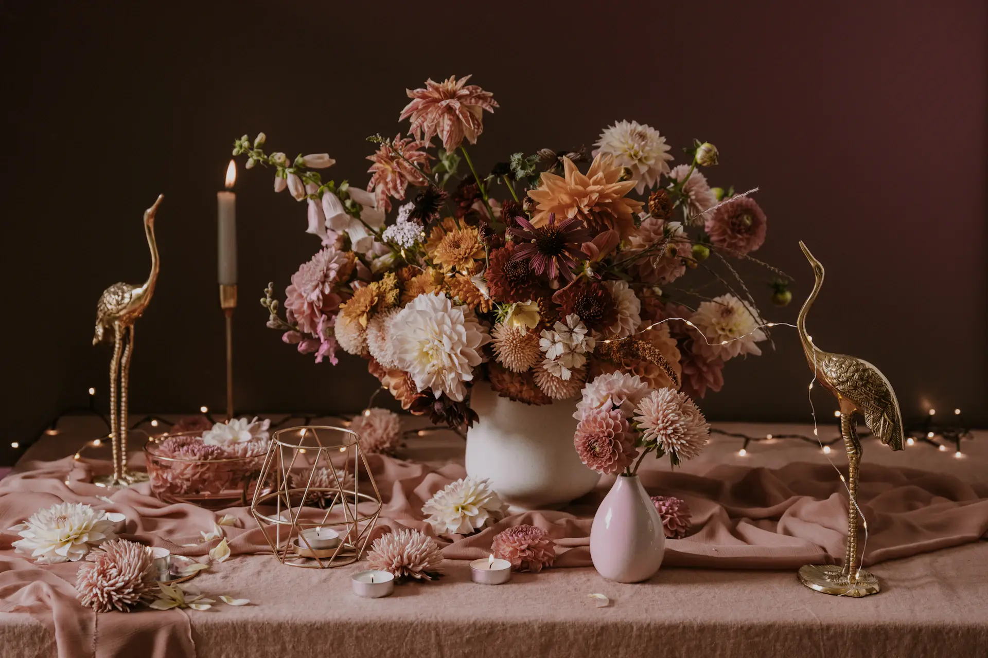 The art of wedding rose palettes