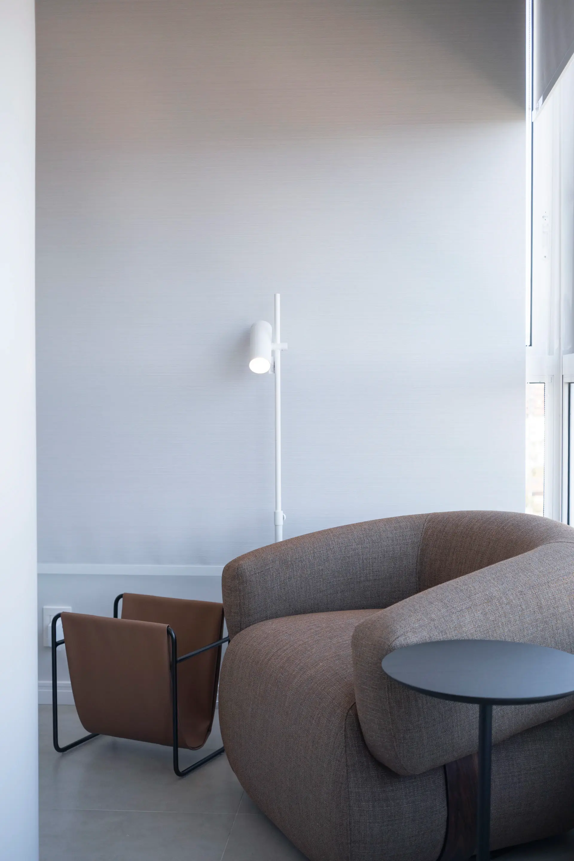 Ghế thư giãn và sofa bọc vải tông trung tính