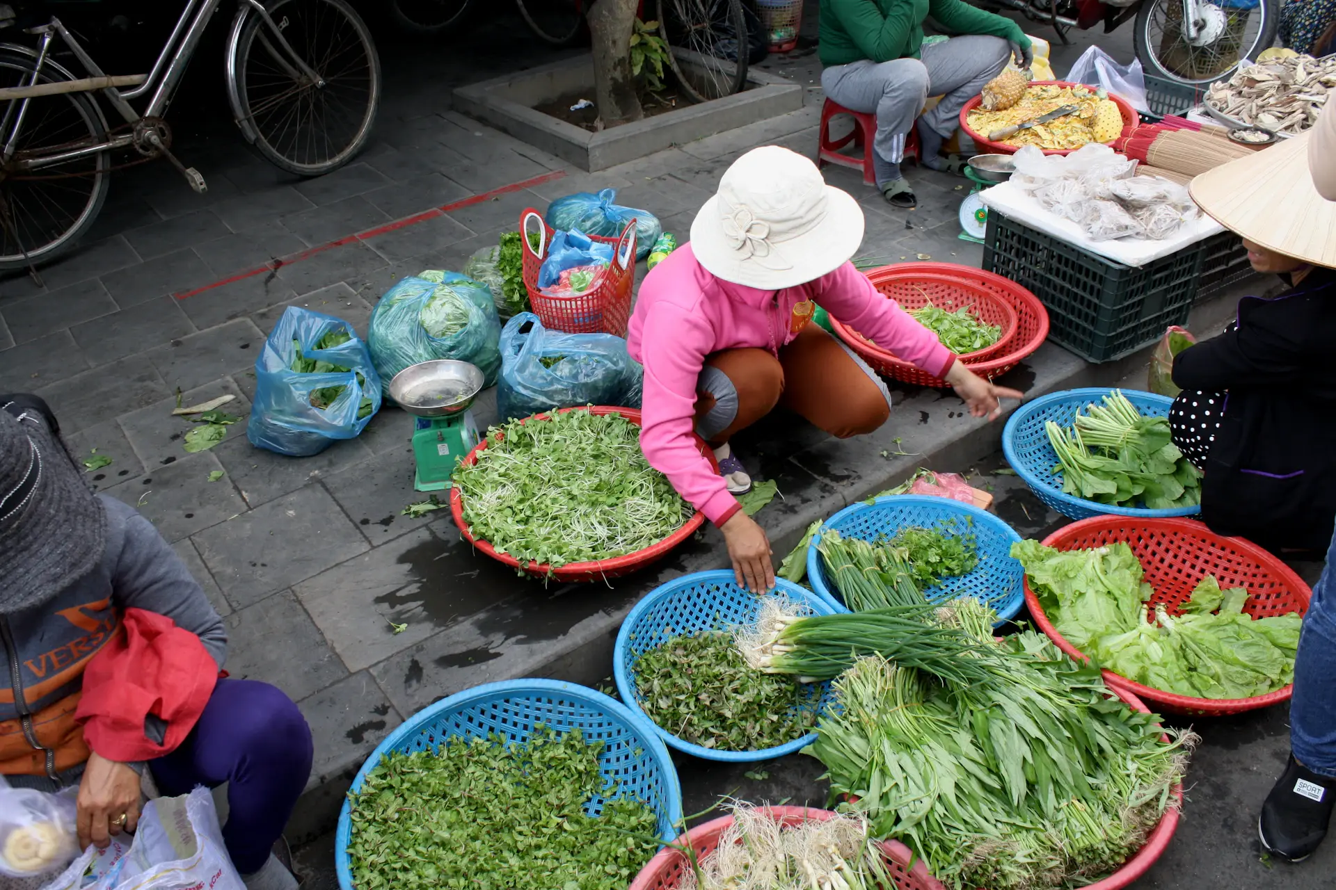 Rau muống chẻ