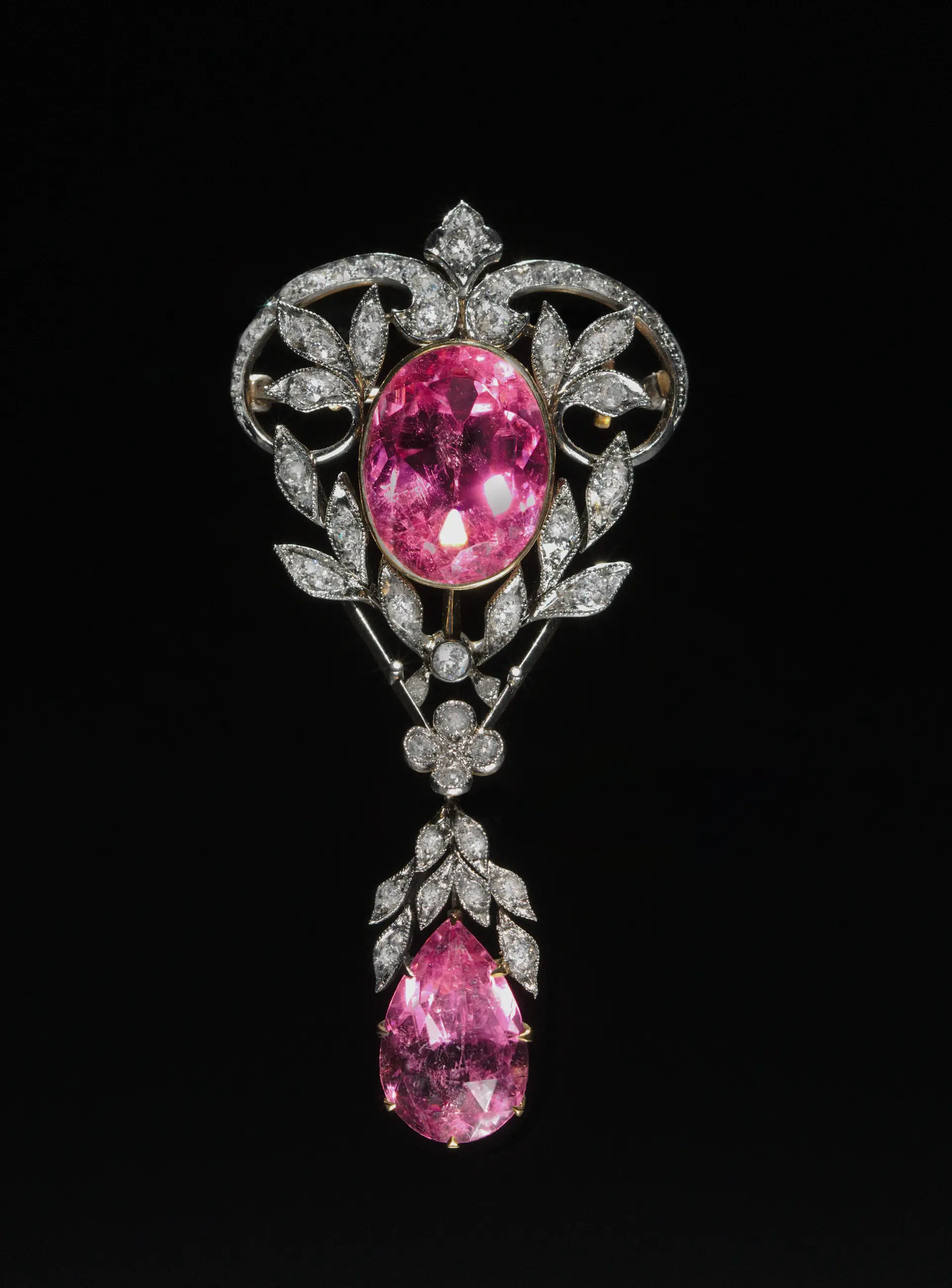 Tác phẩm di sản LuxDiamond năm 2012
