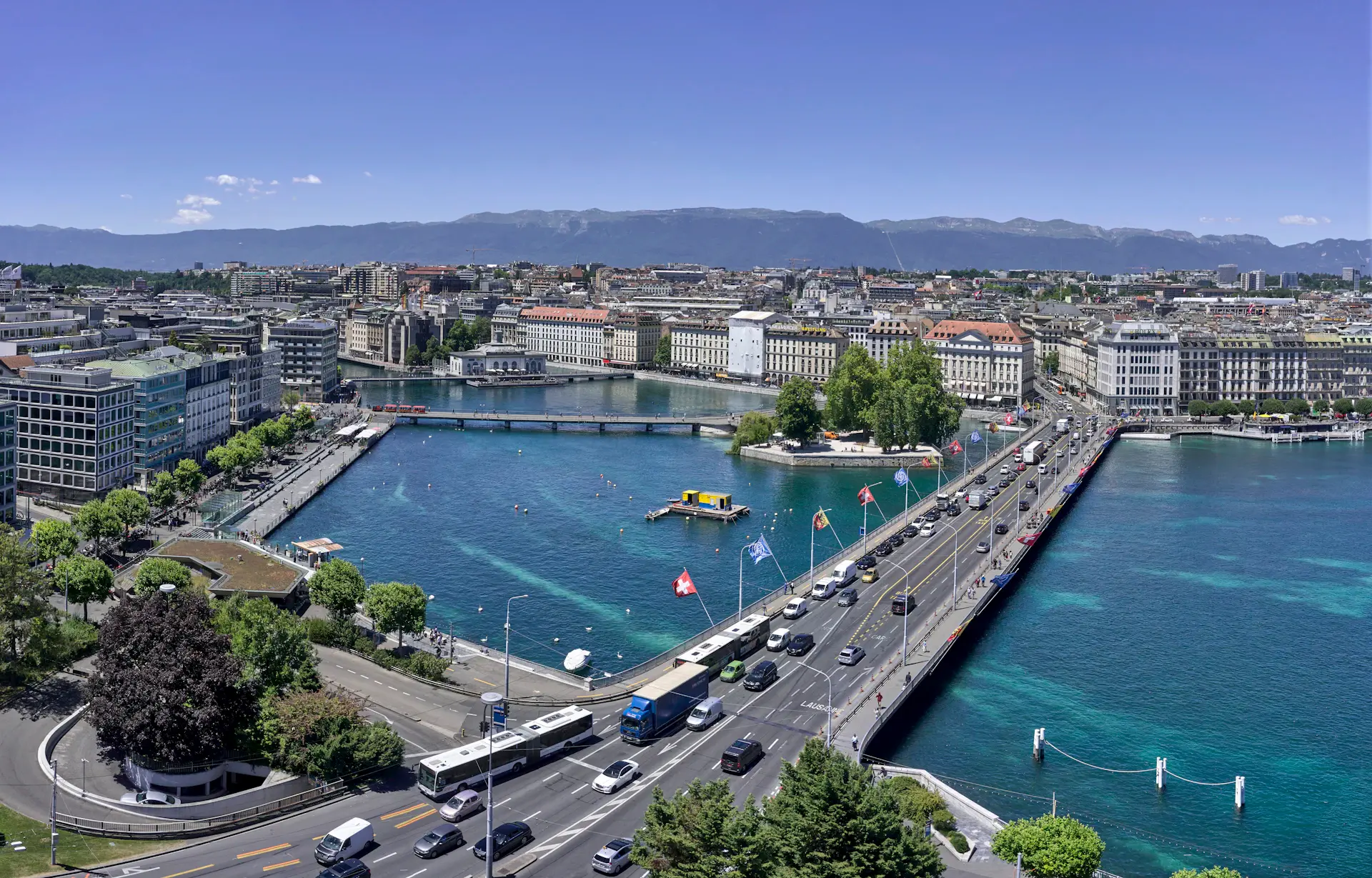 Prestige Estates Geneva office on Rue du Rhône