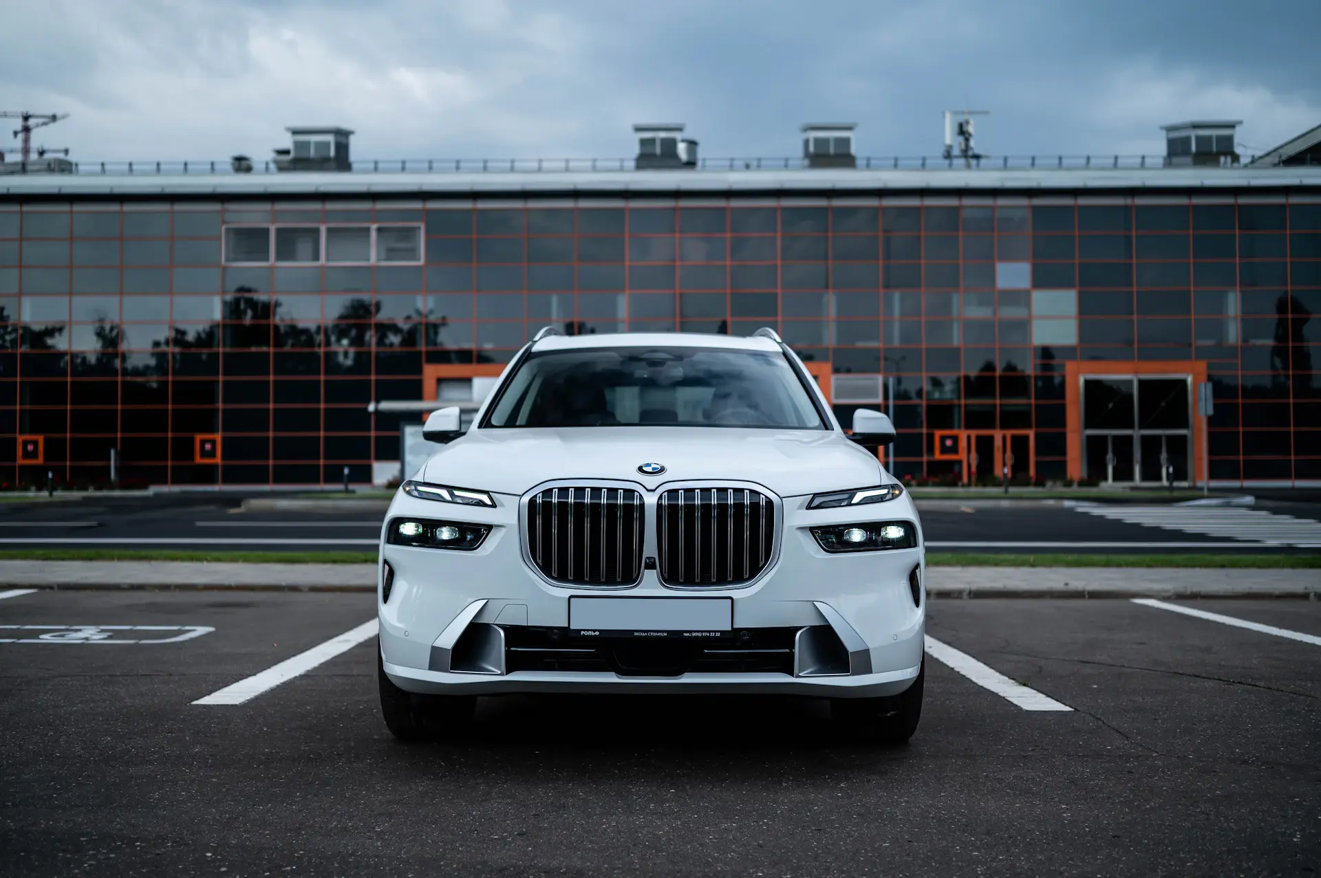 BMW X7 M50i