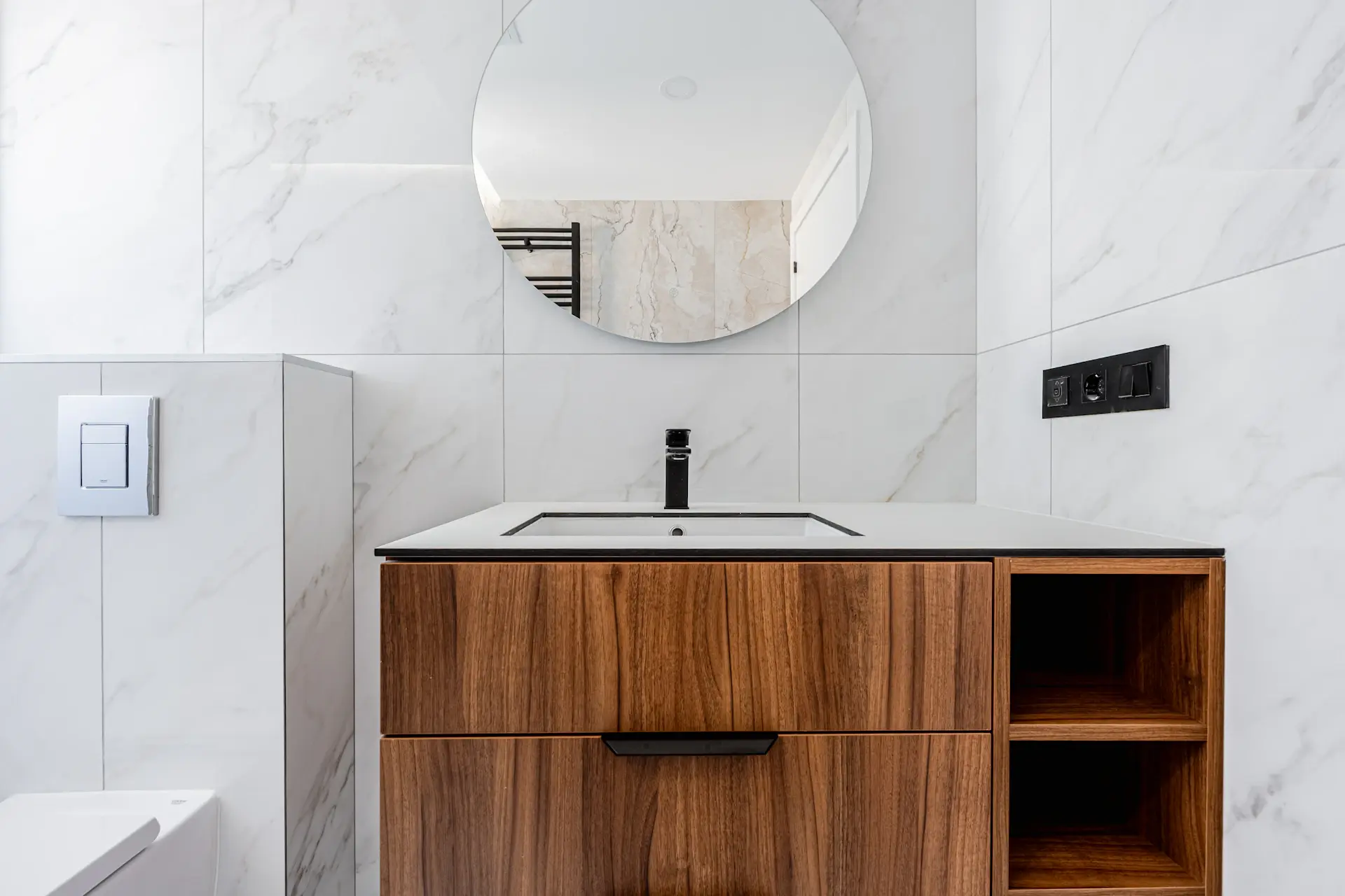 Carrara Bianco