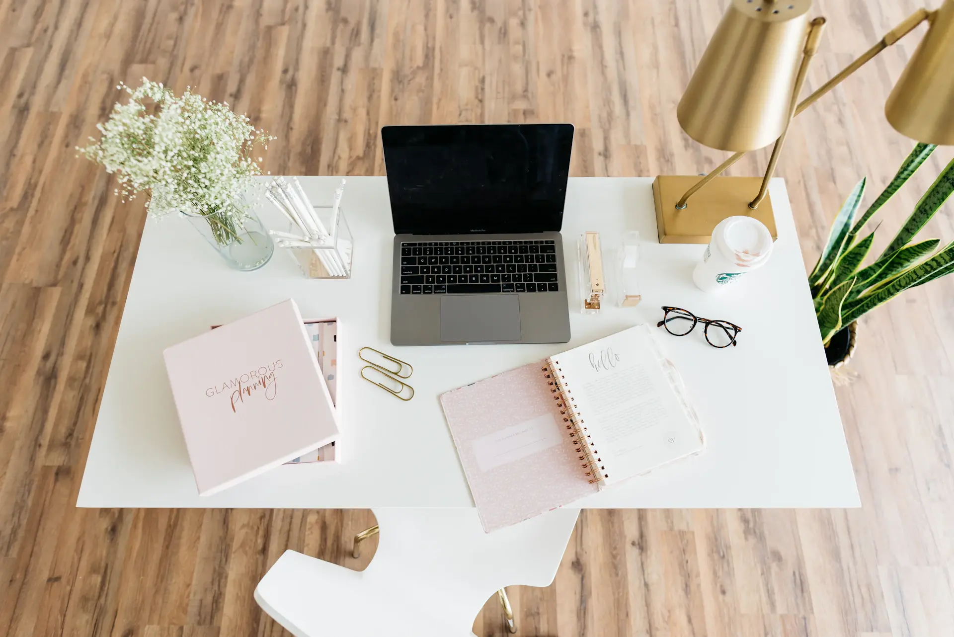 Bright editorial scene of a modern financial workspace at dawn