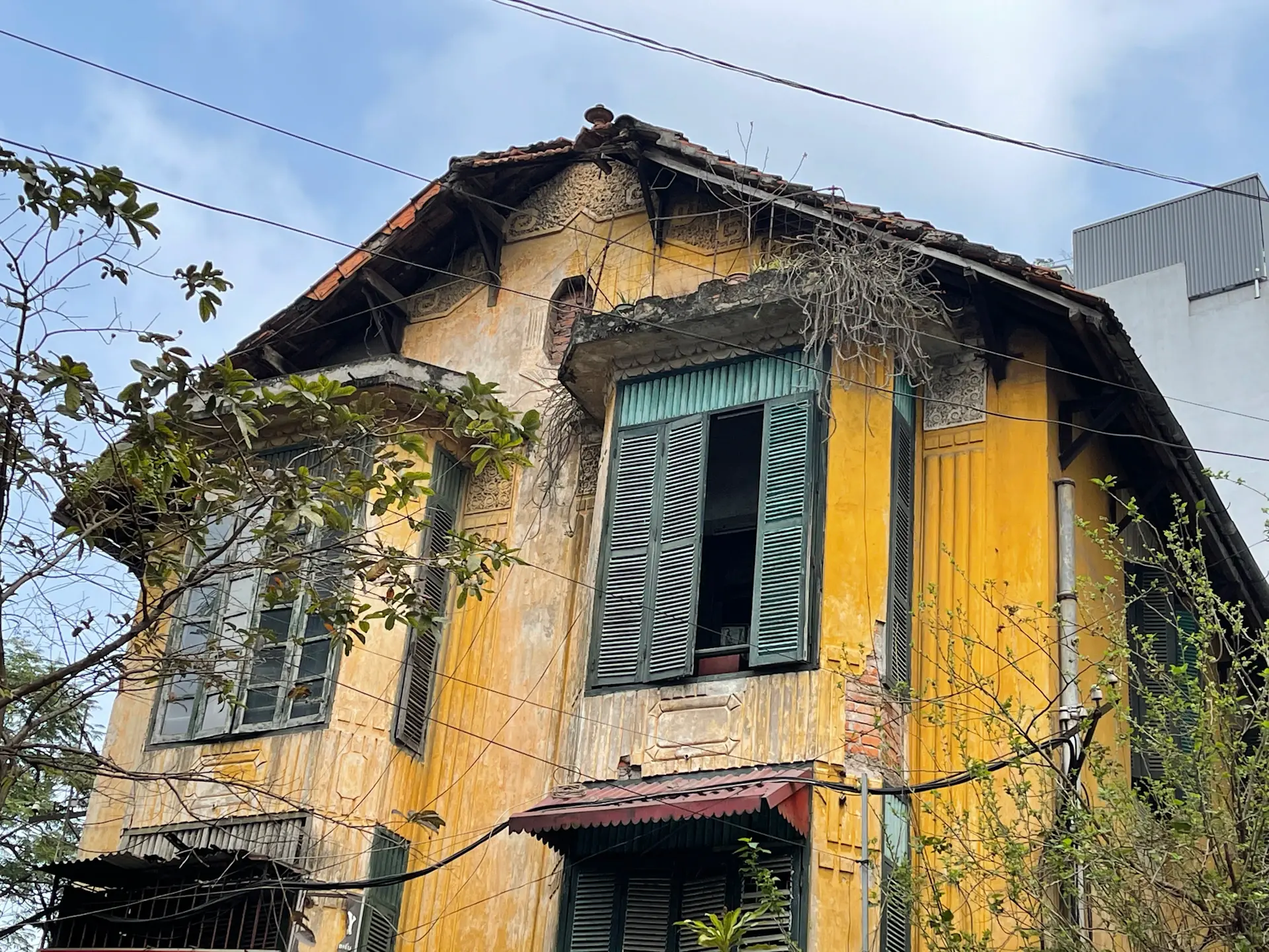 Hà Nội cổ qua khung cửa atelier Aurevia