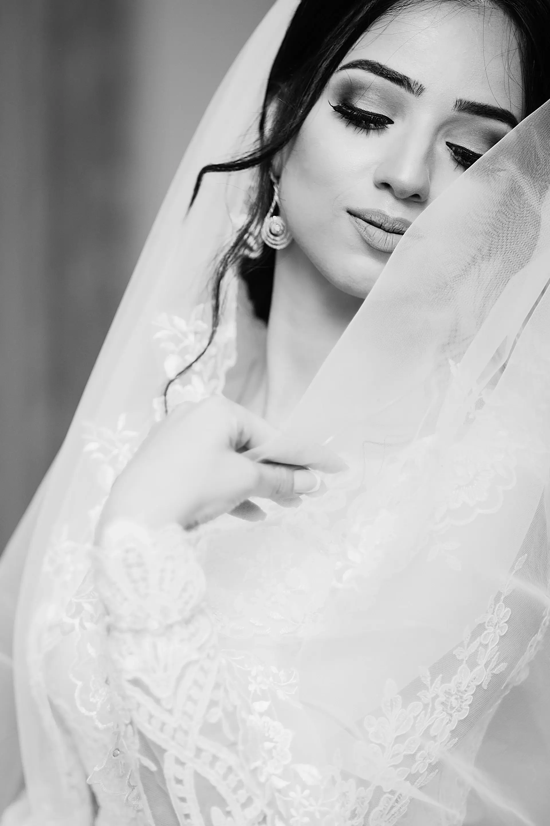 Bride veil in soft daylight