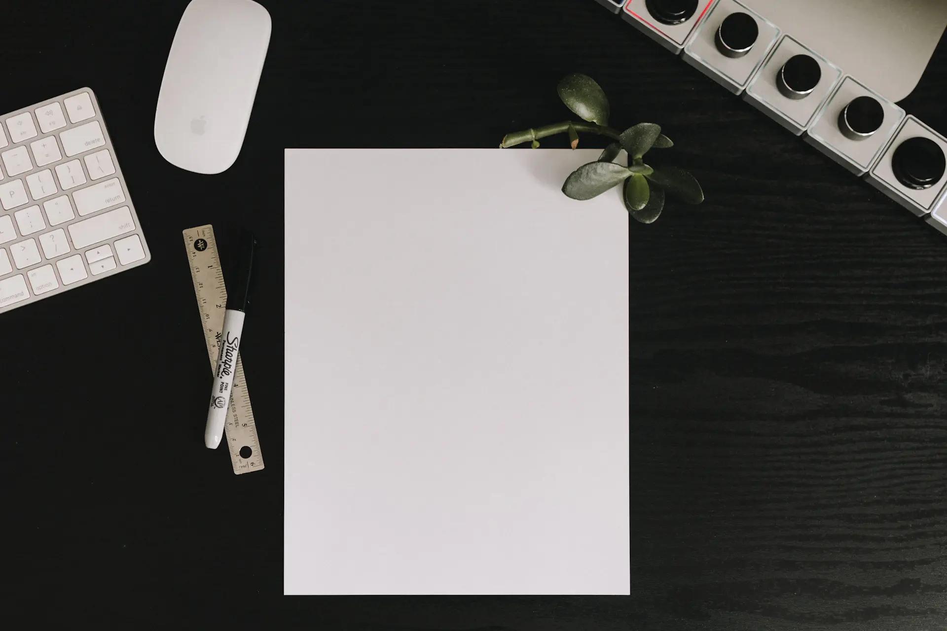 Trang bìa whitepaper ERP Sản xuất
