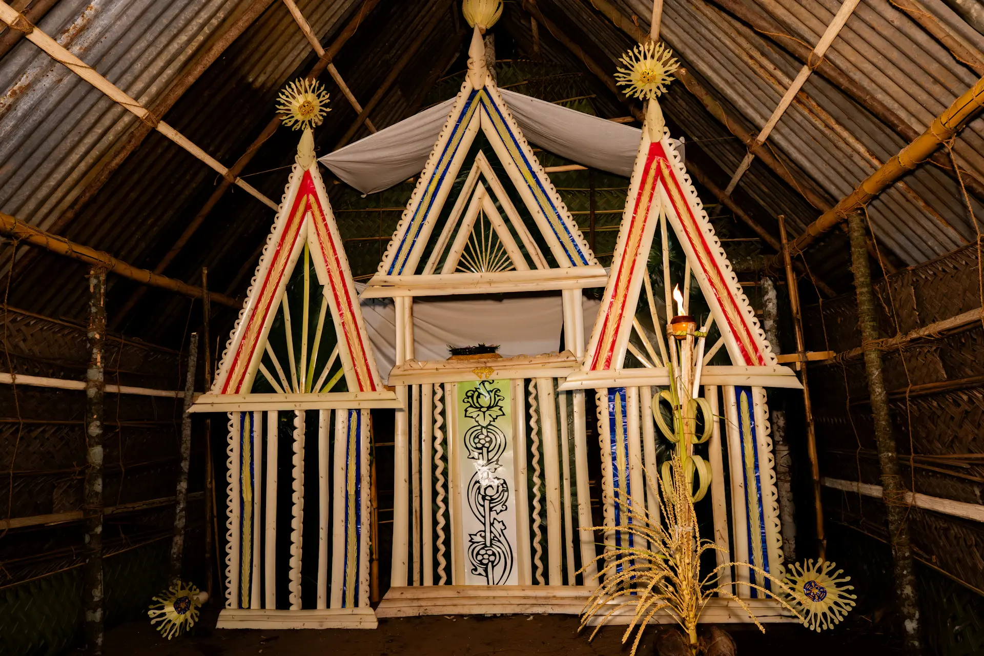 Không gian lễ hội truyền thống