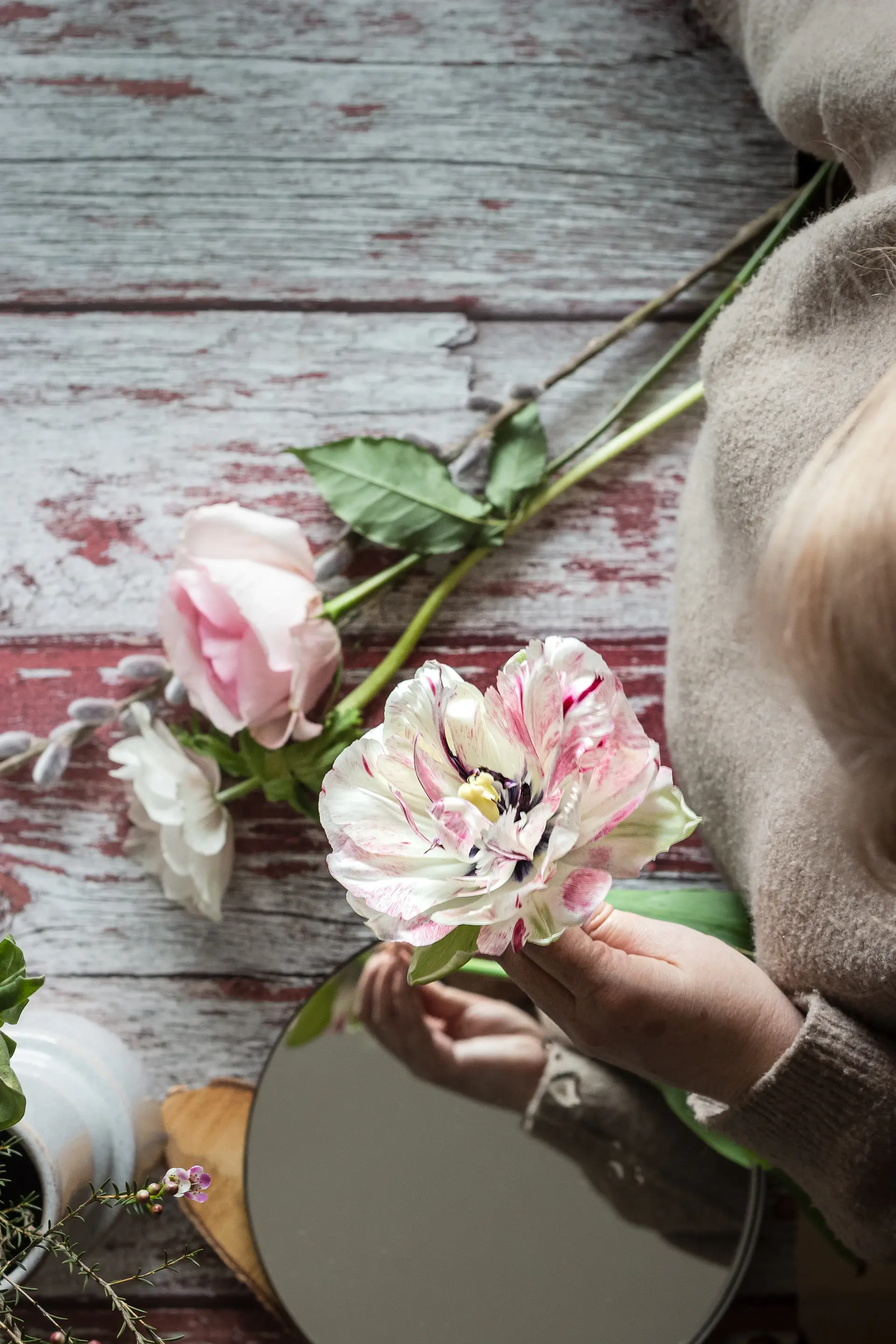 The art of arranging roses