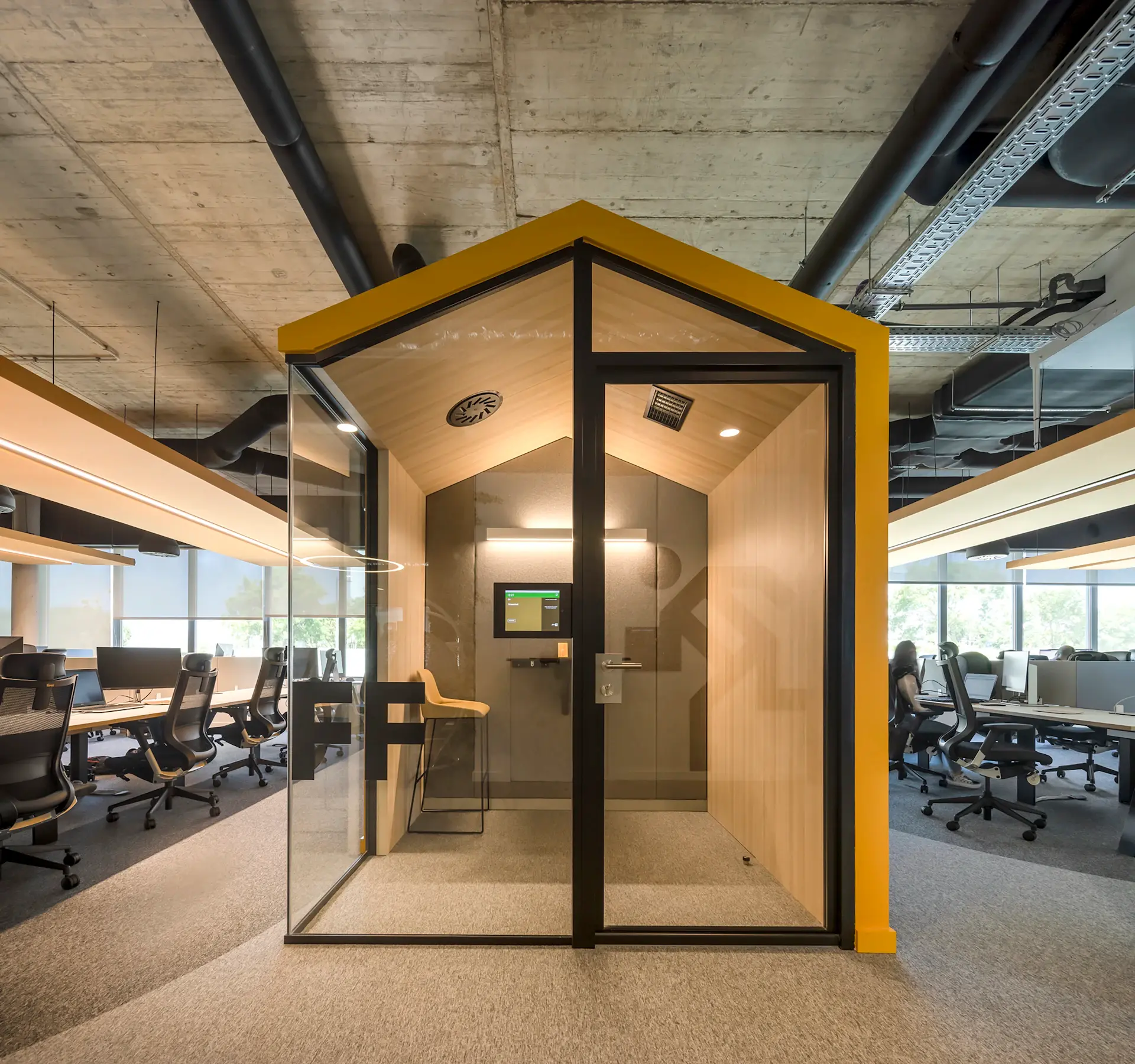 Detail of an acoustically engineered cabin