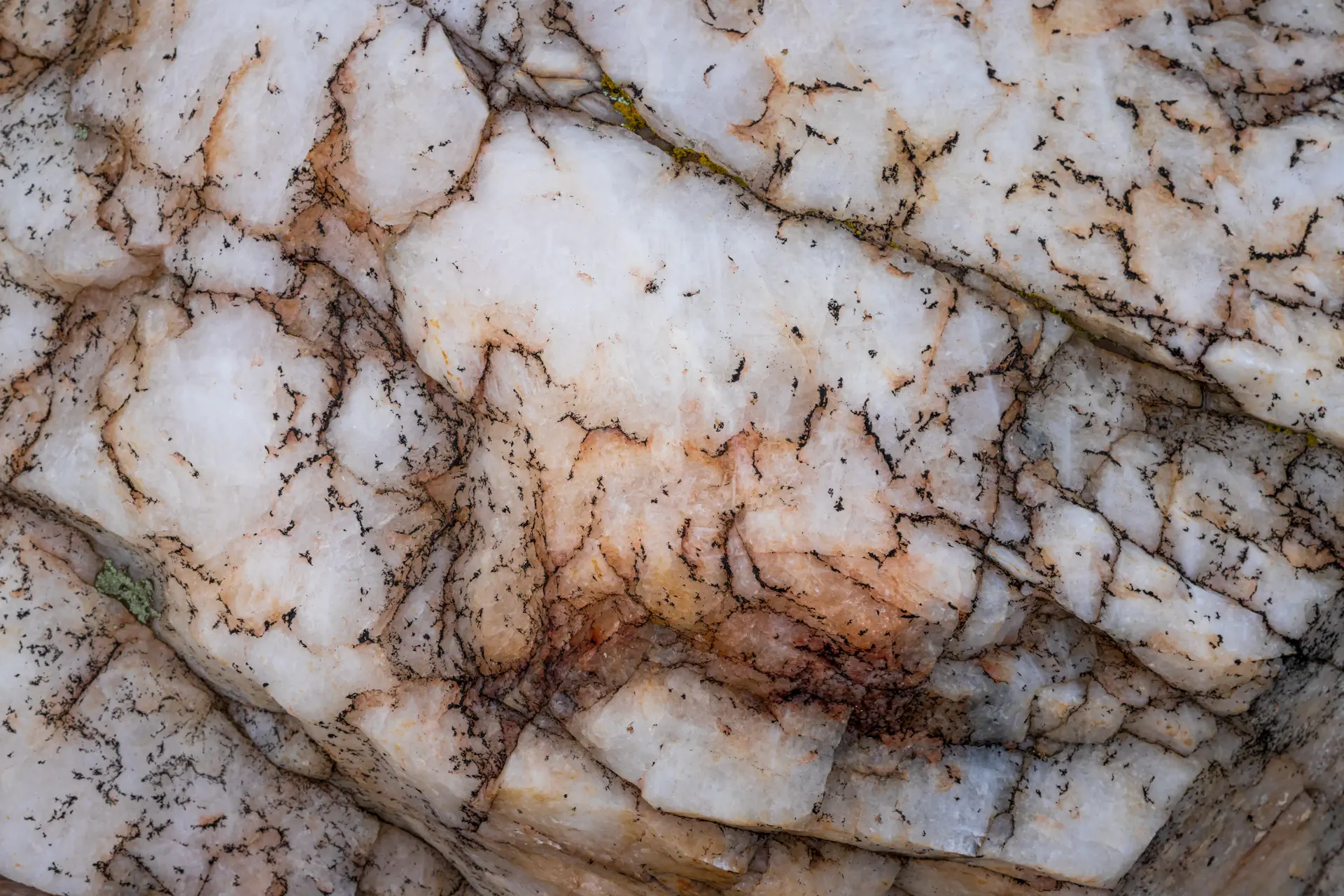 Slab đá Calacatta nguyên tấm