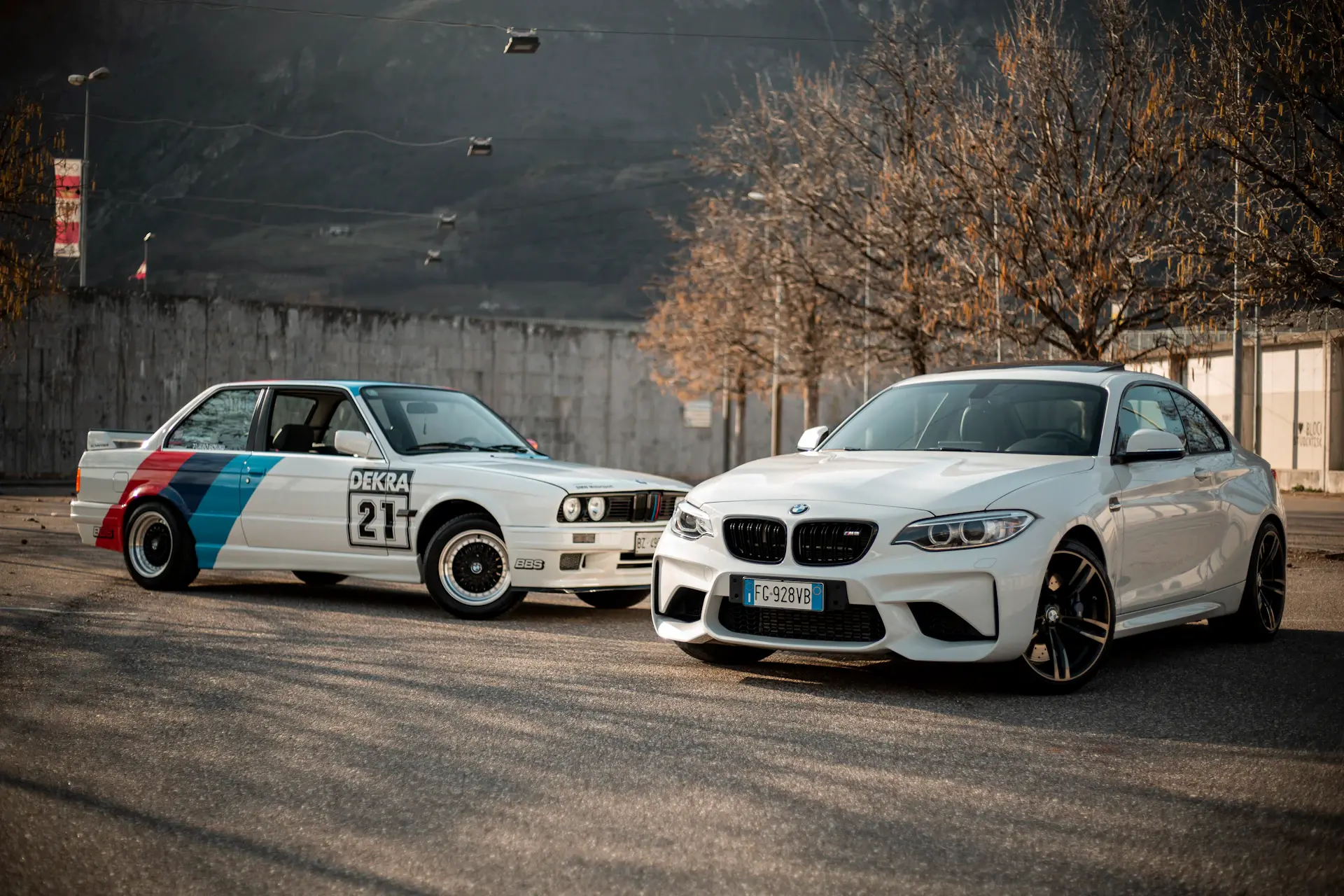 BMW M3 E30 DTM huyền thoại trên đường đua