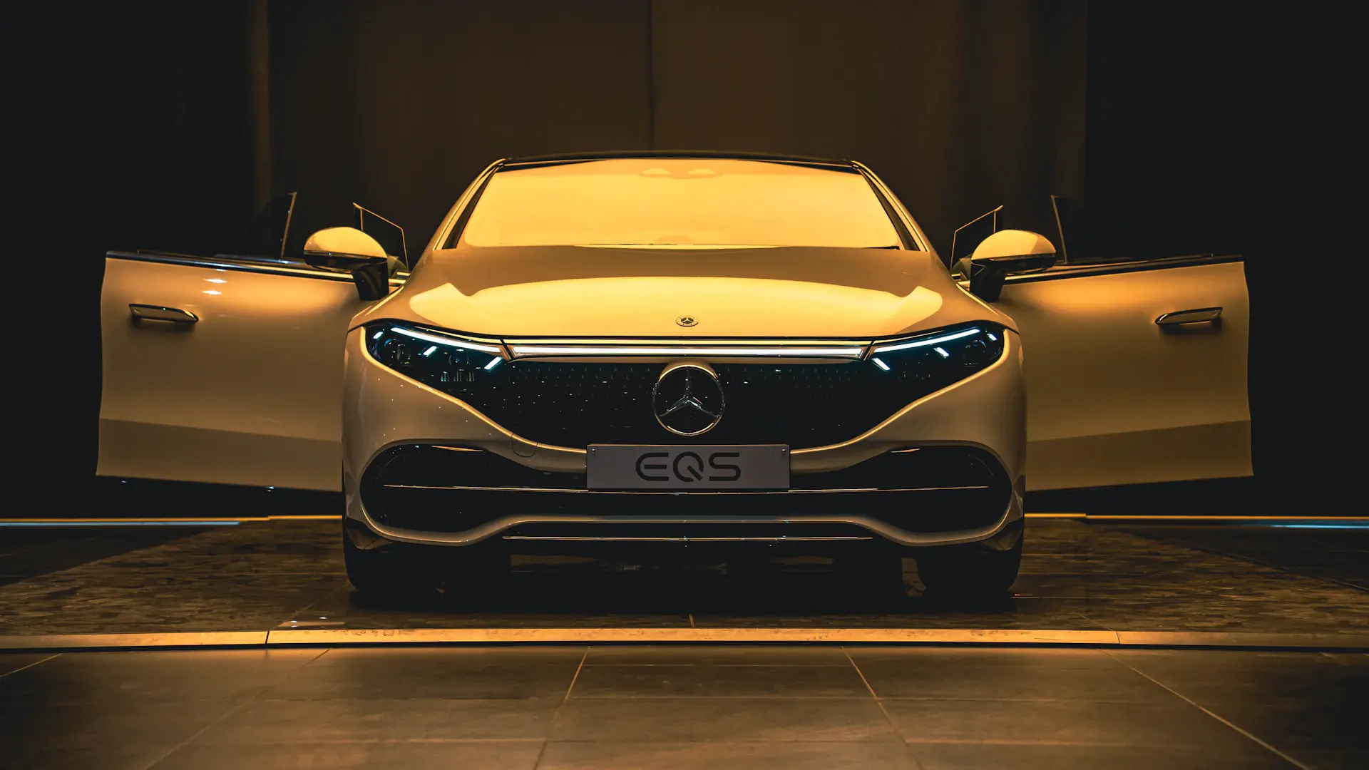 Mercedes-Benz Vision EQXX concept hiện đại