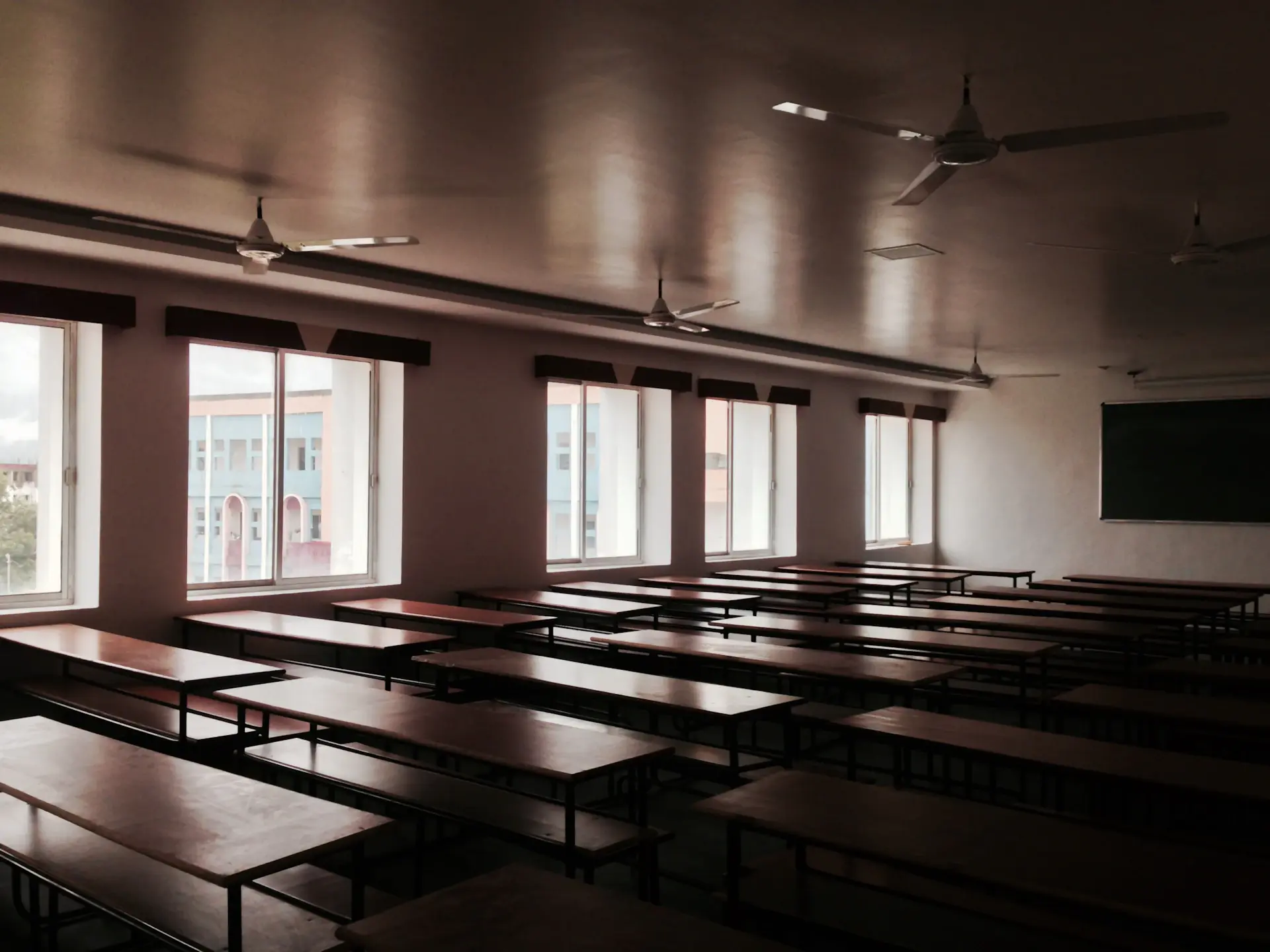 Lớp học piano tại Nhất Tâm Academy