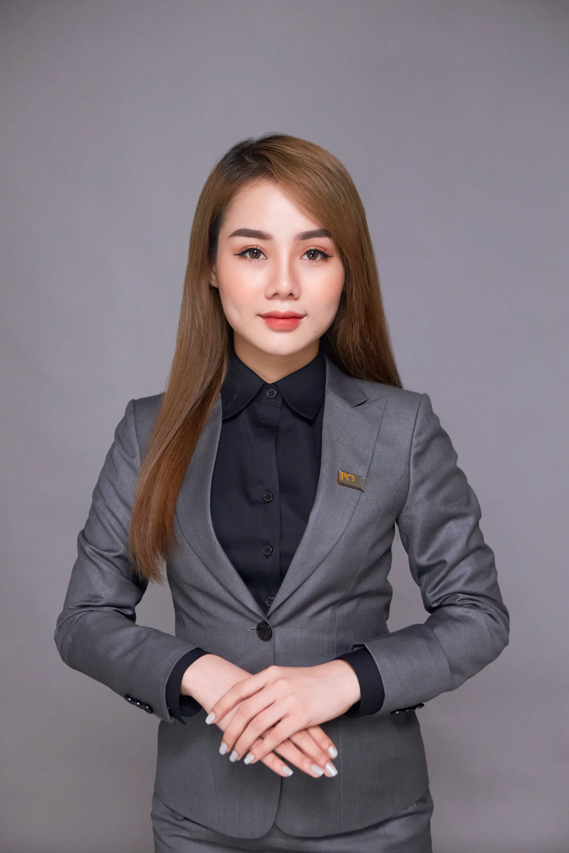 Chân dung nhà sáng lập startup công nghệ trong không gian phòng lab