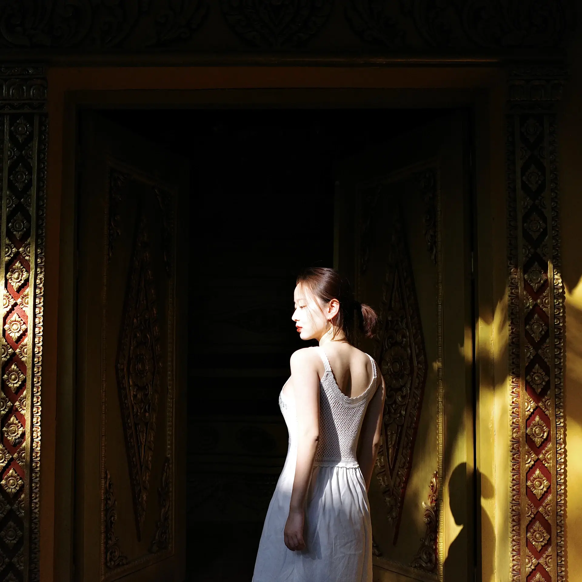 Portrait of Élodie Marchand, Editorial Director at Aurielle