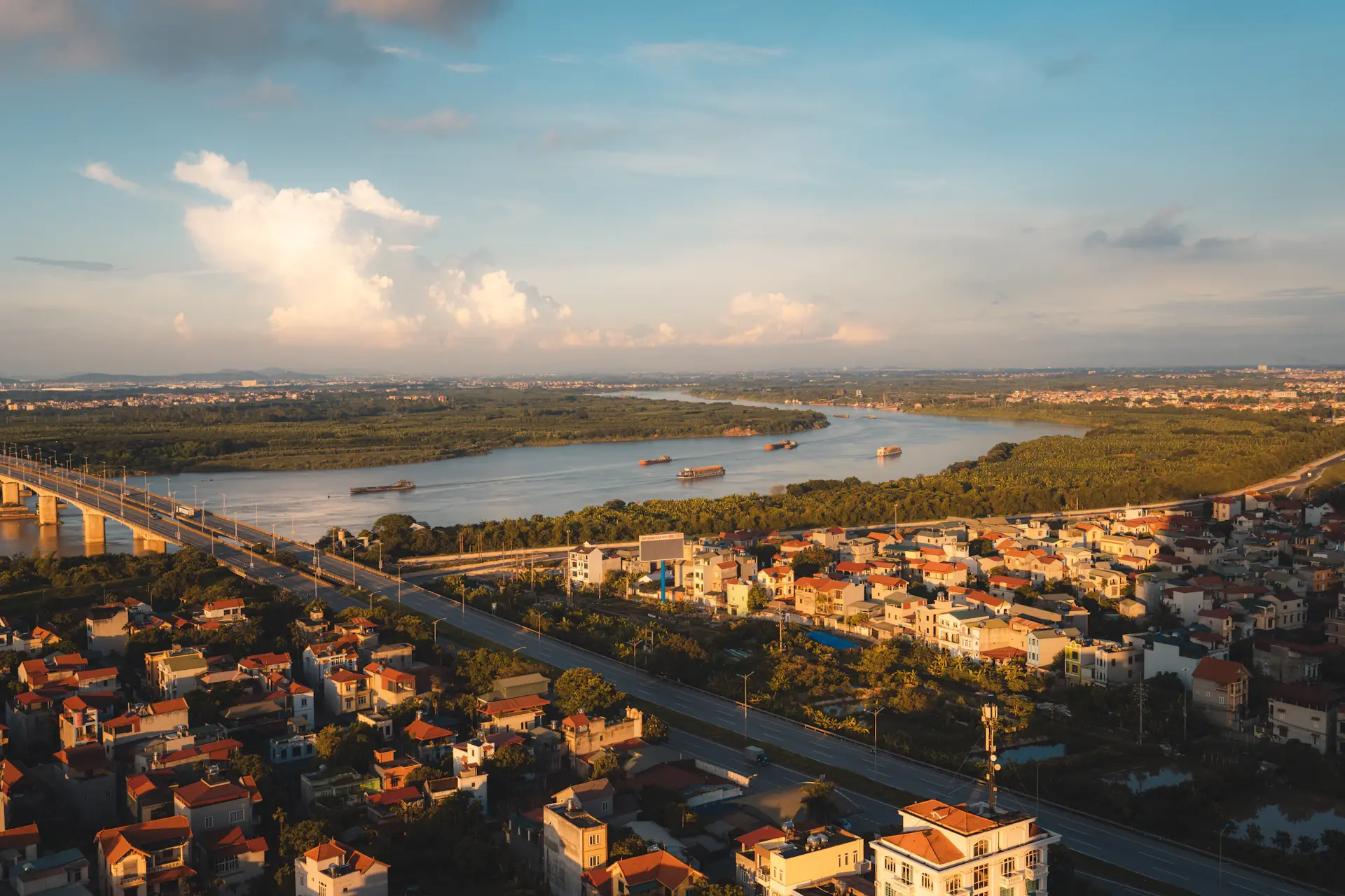 Thị trường Hồ Tây quý I