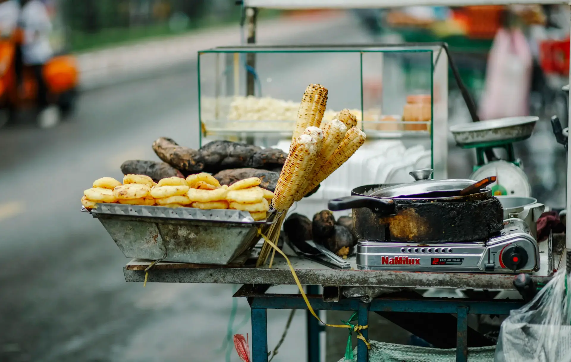 Món ăn đường phố Sài Gòn