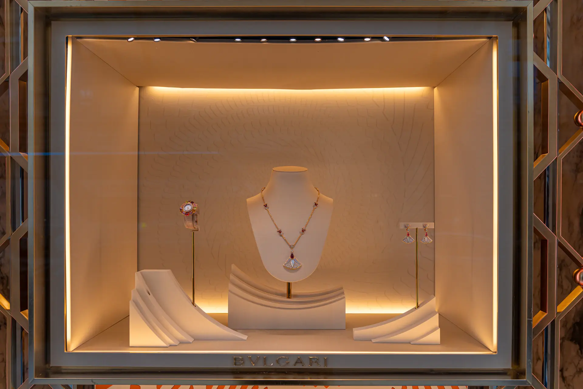 Vitrine bộ sưu tập biểu tượng