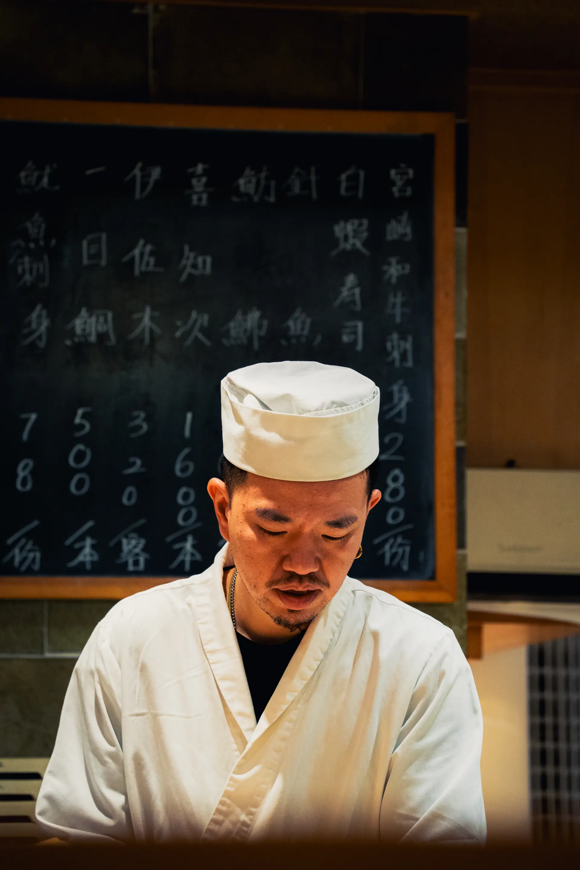 Chân dung Chef Hiroshi Tanaka — Executive Master Chef Lobster Imperial
