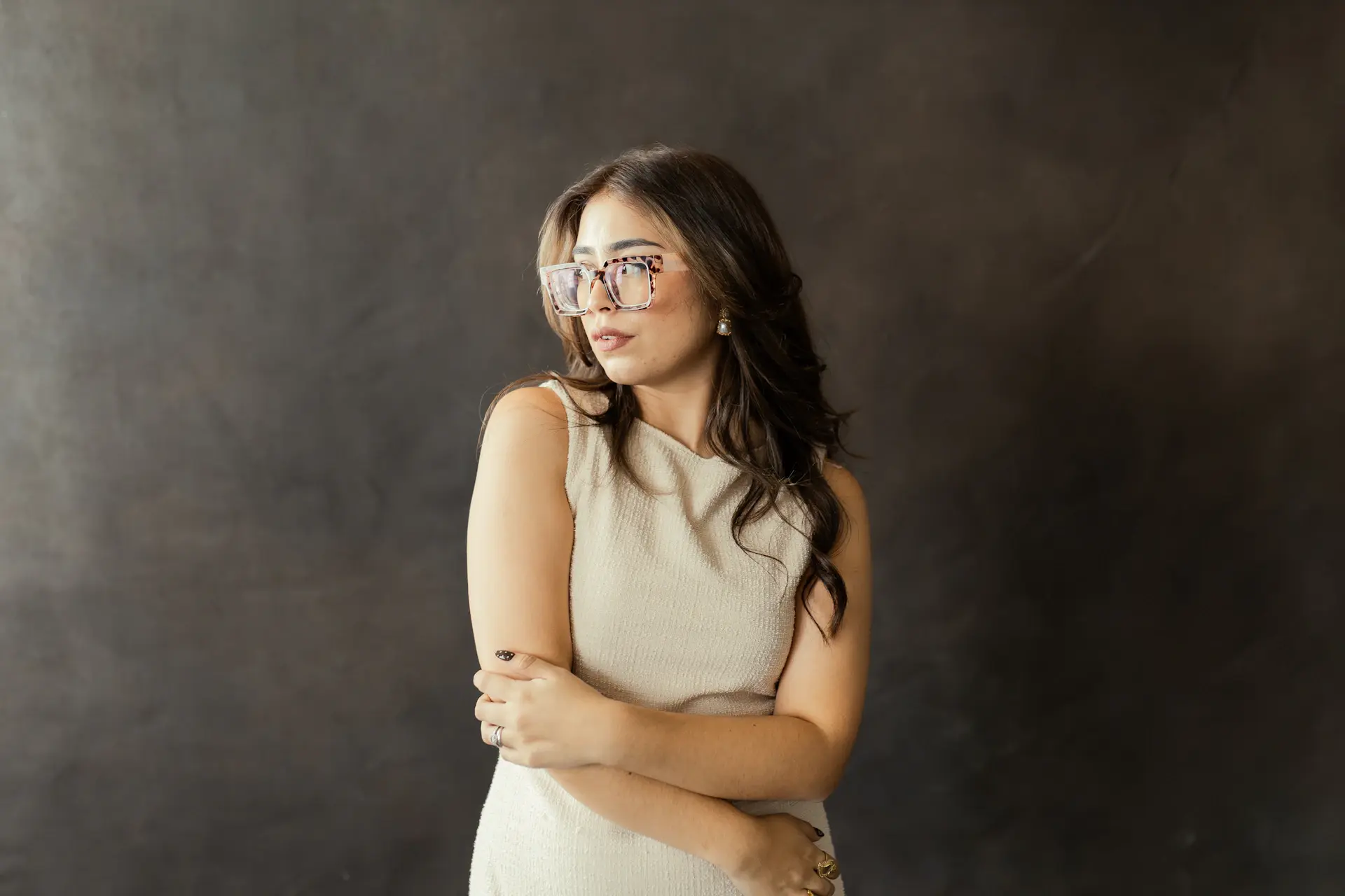 Phương Anh Nguyễn — Founder Elysian Glow trong studio Saigon