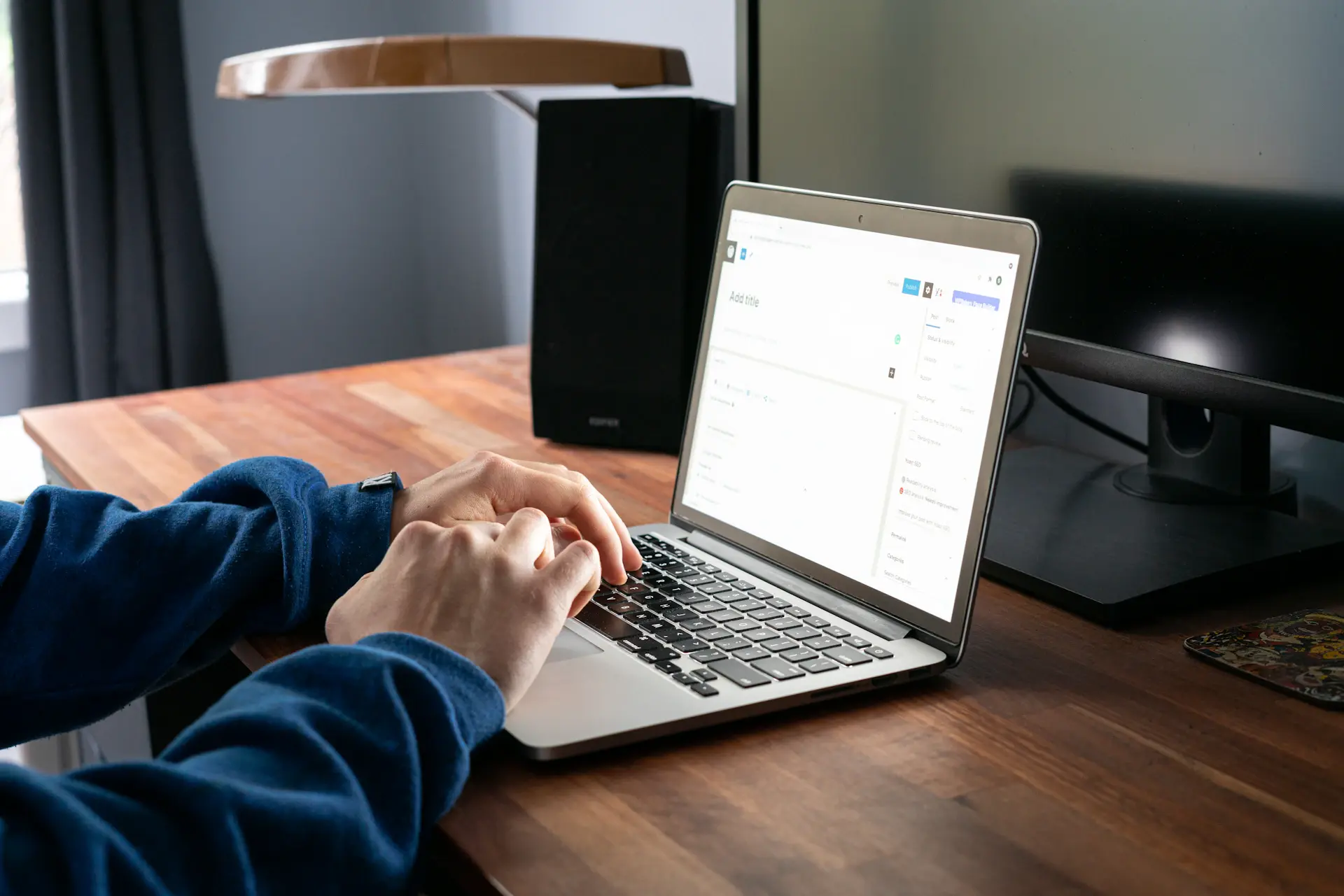 Writer drafting an article at a desk