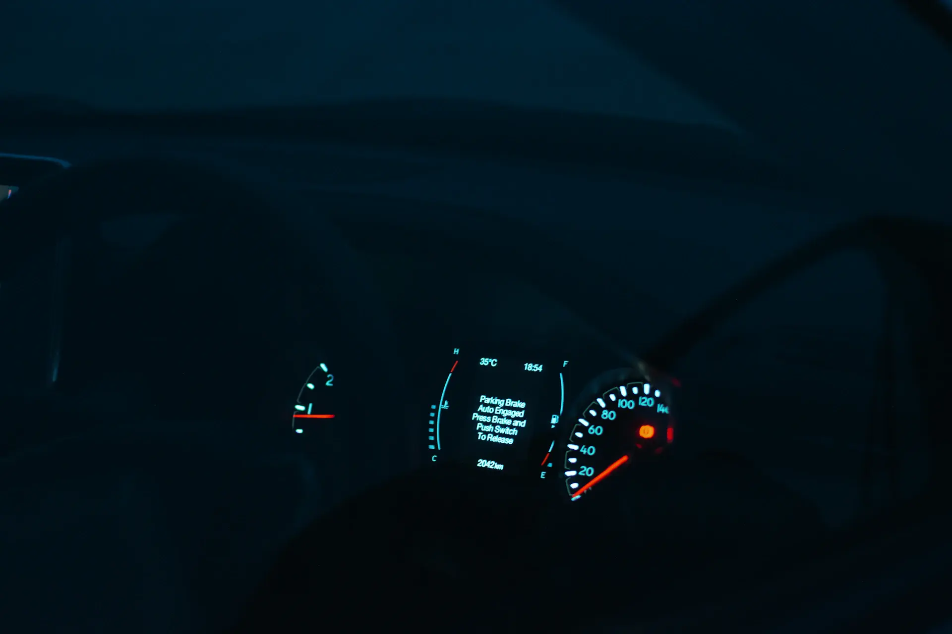 Công nghệ Mercedes-Benz S-Class — MBUX OLED dashboard