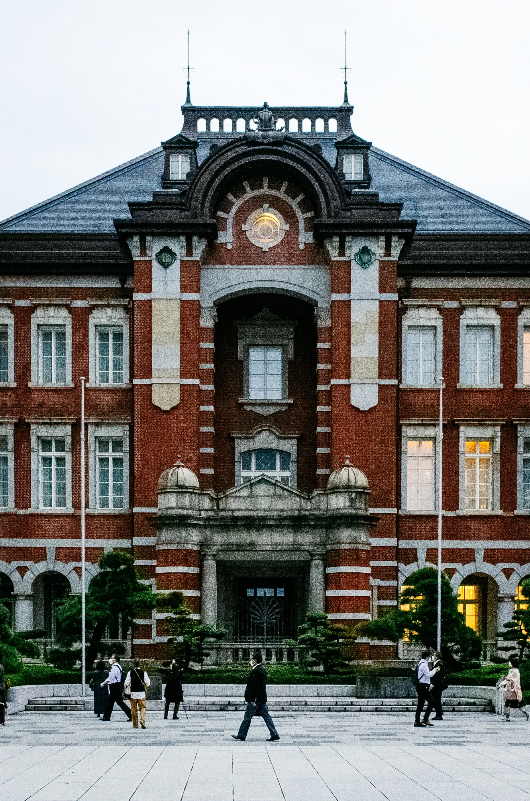 Sinh viên trong khuôn viên trường