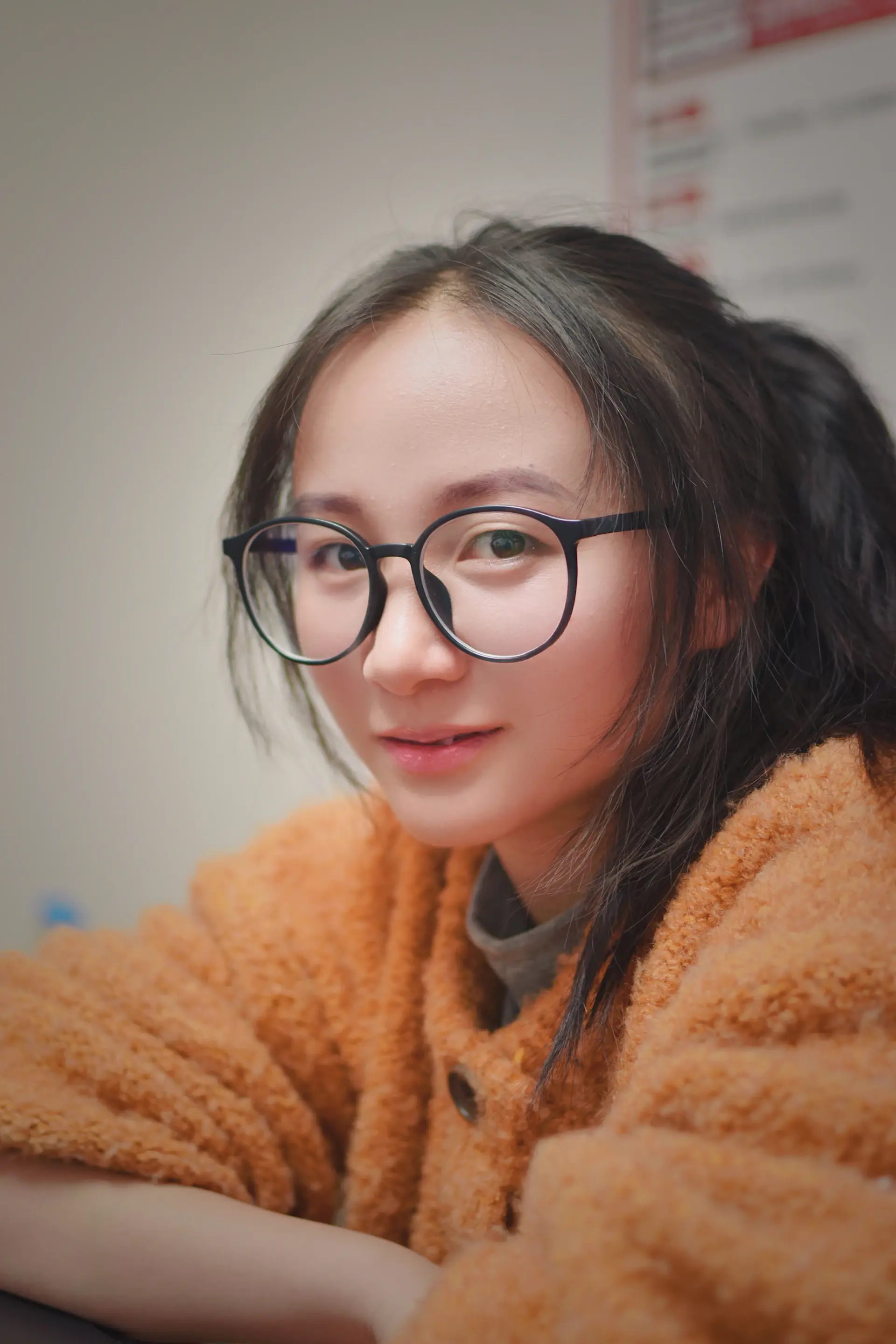 Trần Thị Mai trên khuôn viên Đại học Waseda