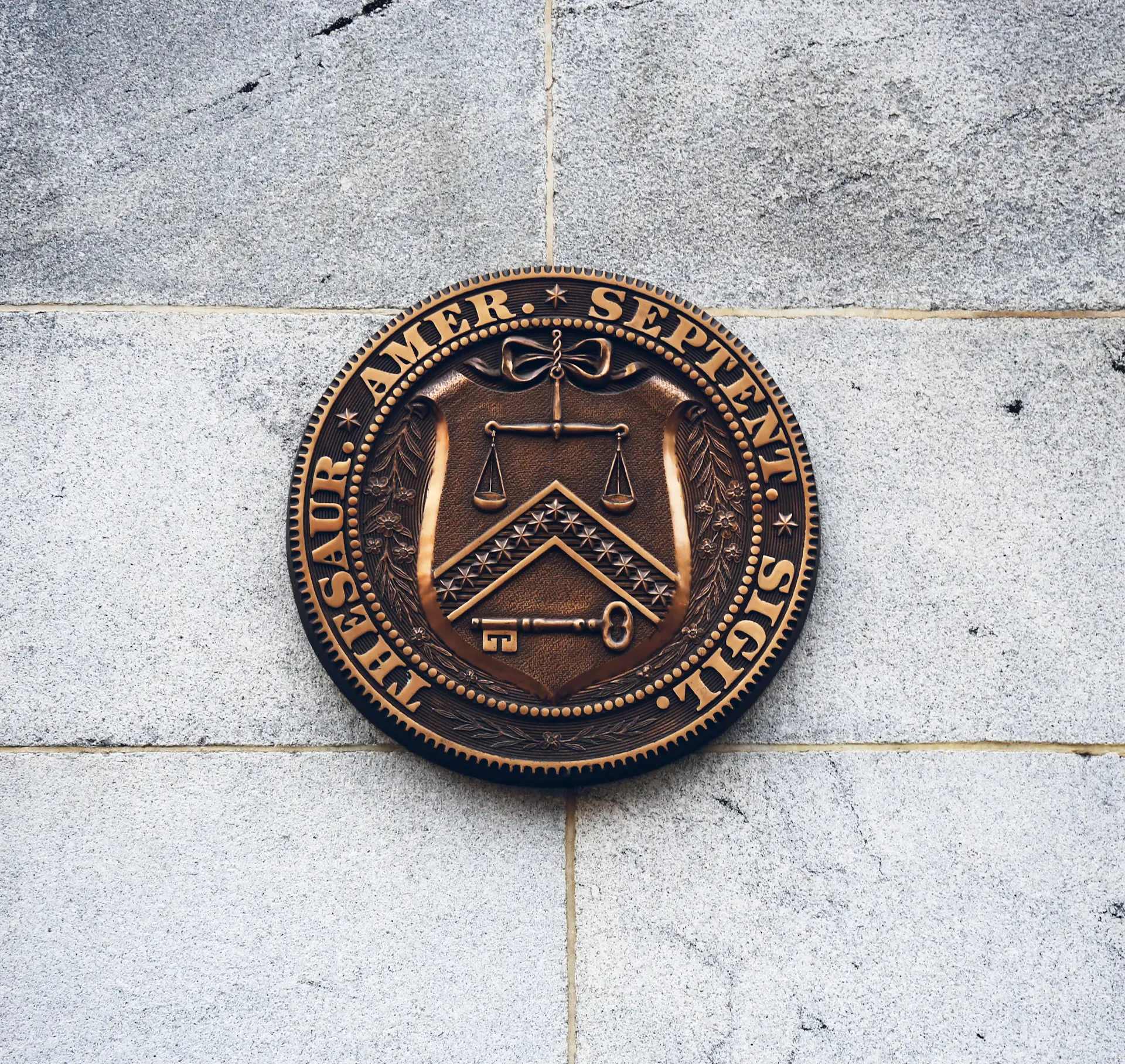 Partner university crest