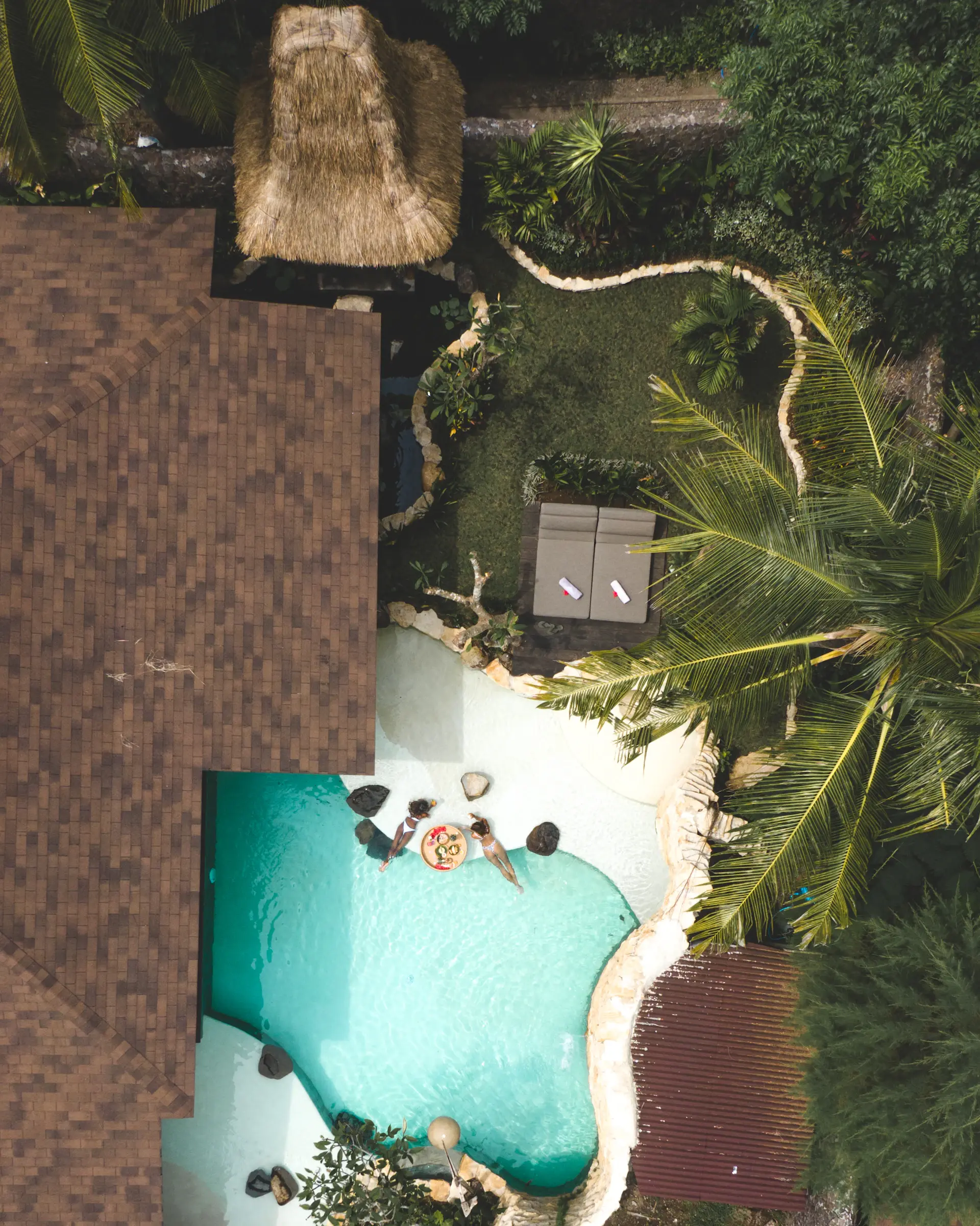 Coastal villa with sea-water pool and beach access