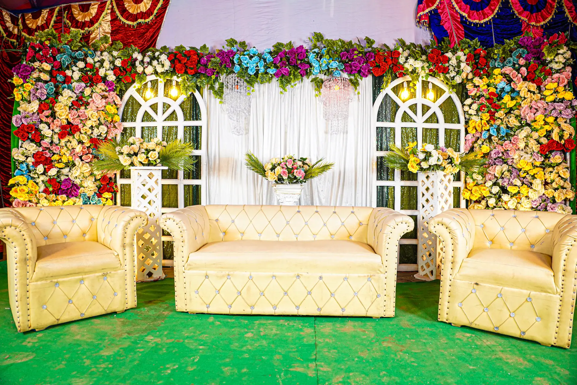 Royal Garden — sân khấu